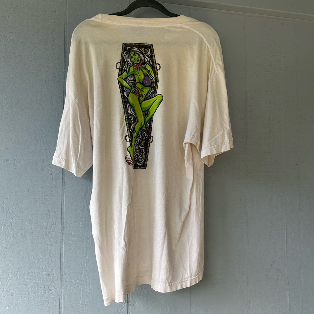 Creature Santa cruz tshirt